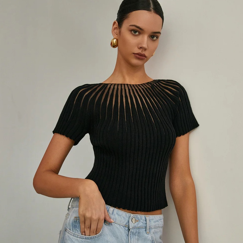 Commense Black Ribbed Short Sleeve Knit Tee